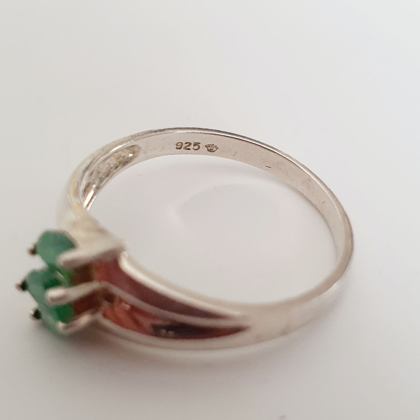 Anelli: Ring mit 3 Smaragden 925 Silber Gr 18,1 mm – Usato da Kreuzlingen venduto da Wunderkiste123 4