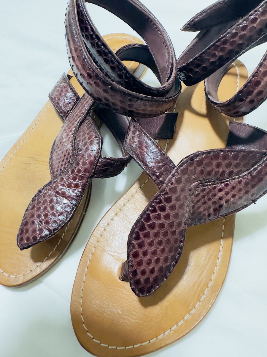 Scarpe da donna: Handmade Bali Snake-Leather Ankle Wrap Sandals EU38 – Usato da Zürich venduto da Curated.Chapters 2