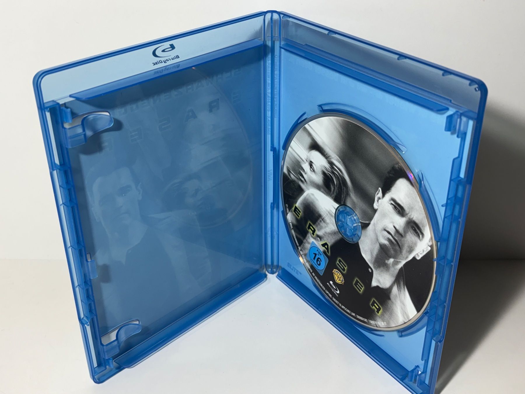 Tous les DVDs: Eraser Blu Ray – D'occasion à Wilderswil par Sstriker 2