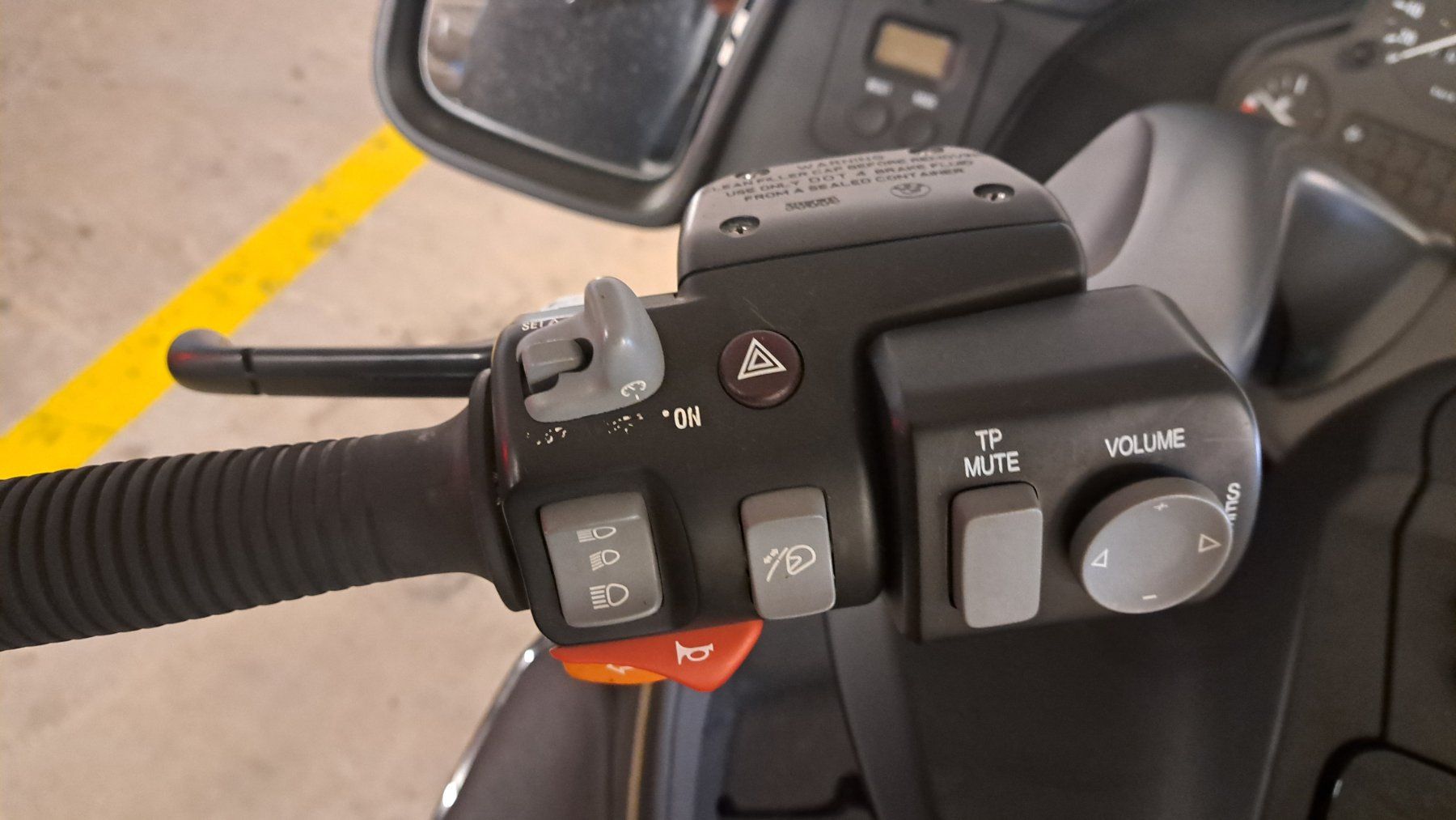 BMW Touring: Bmw K 1200 Lt – D'occasion à Haldi b.Schattdorf par rawik 3