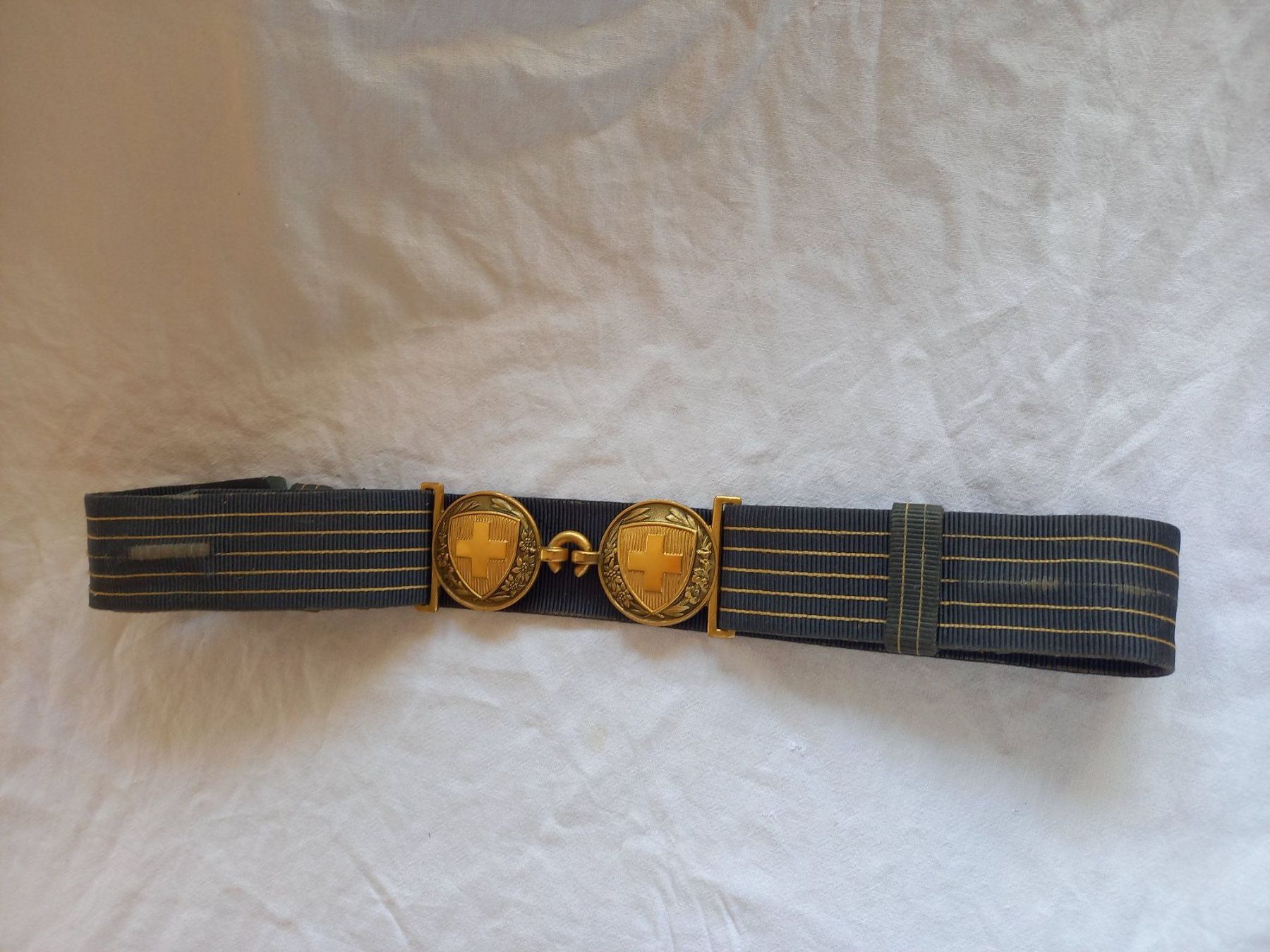 Schweizer Armee Cinture: Ceinture ancienne militaire réglable – Usato da Rossens FR venduto da Souris1