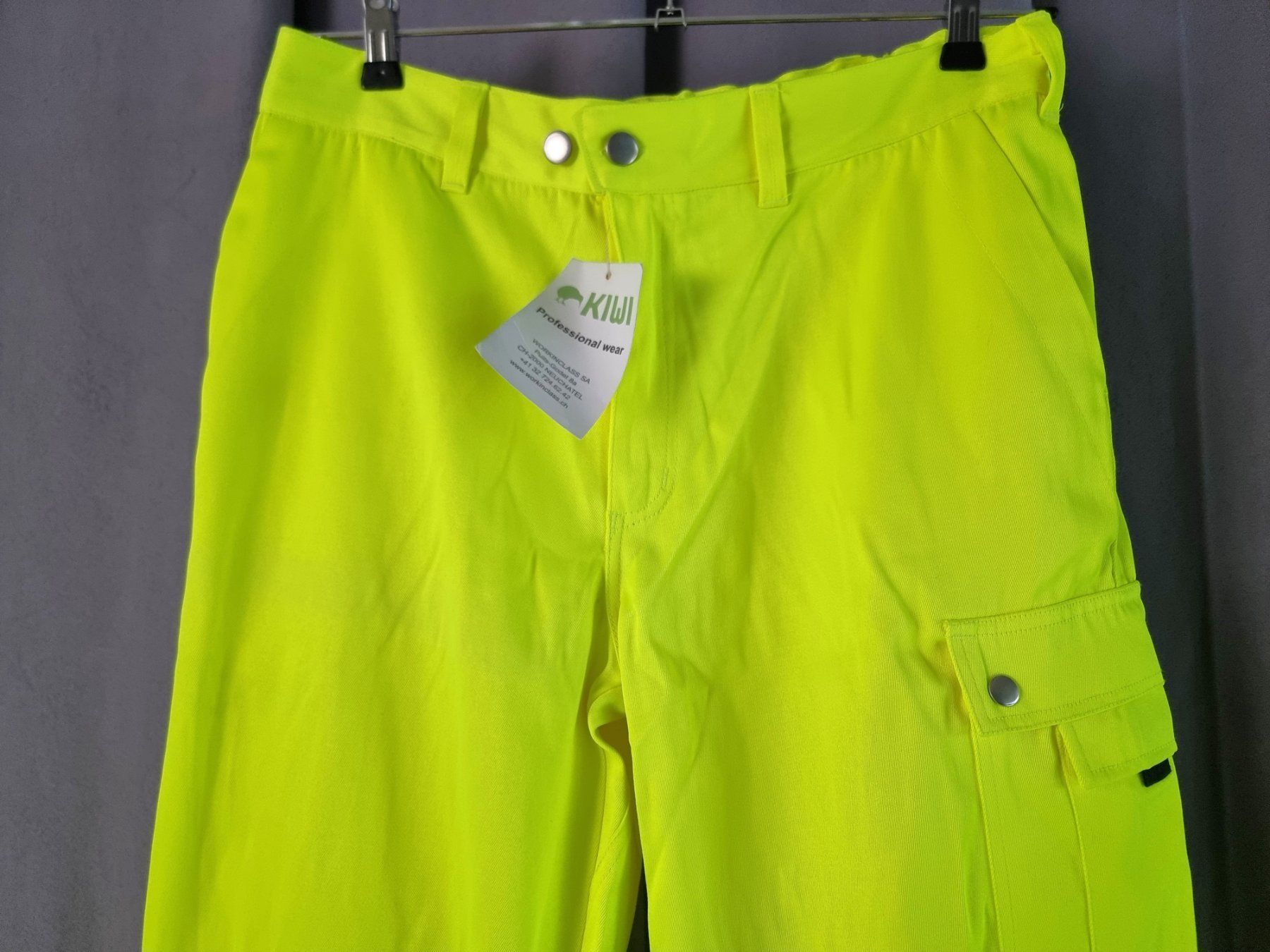 Pantaloni: Kiwi Warnschutzhose Gr. 52 - 54 – Usato da Urtenen-Schönbühl venduto da Restwert_Schoenbuehl 1