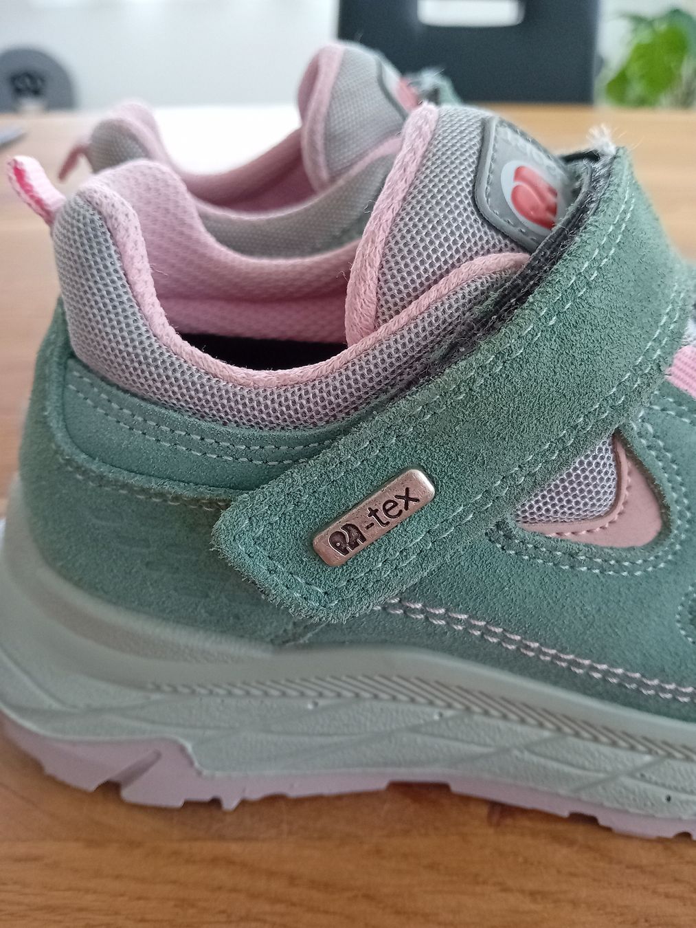 Elefanten Scarpe per ragazzi: Elefanten Kinder Wanderschuh, Grösse 29 – Usato da Hausen am Albis venduto da Finstersee1 4
