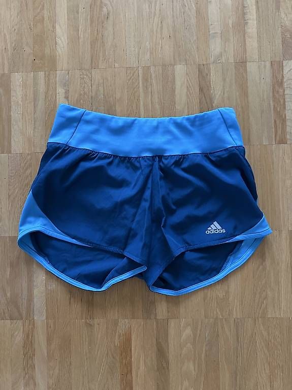 Adidas Pantaloni: Adidas Sporthosen – Usato da Zürich venduto da PetraBallon