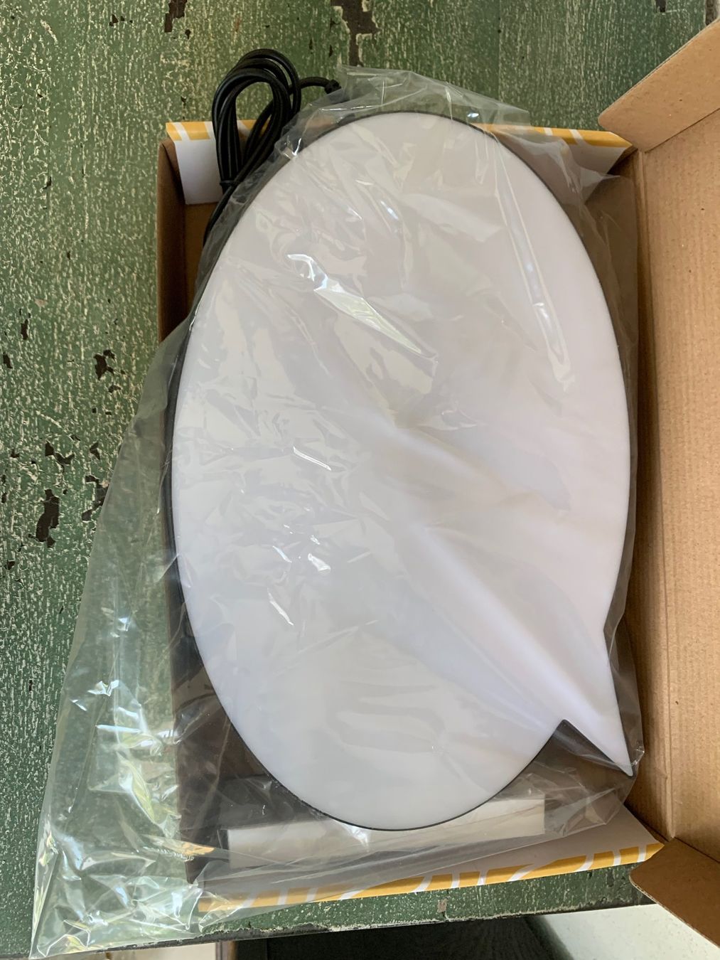 Pfister Lampen: Neuware LED Sprechblase mit Batterie oder Netz – Neu und originalverpackt aus Kirchdorf AG von coco123 1
