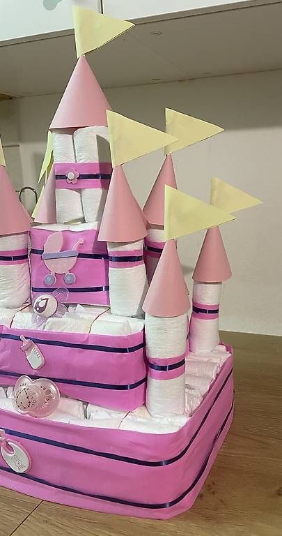 Pampers Secchi per pannolini & Pannolini: Windeltorte Prinzessinn – Nuovo (secondo la descrizione) da Pratteln venduto da mim_7tf2 1