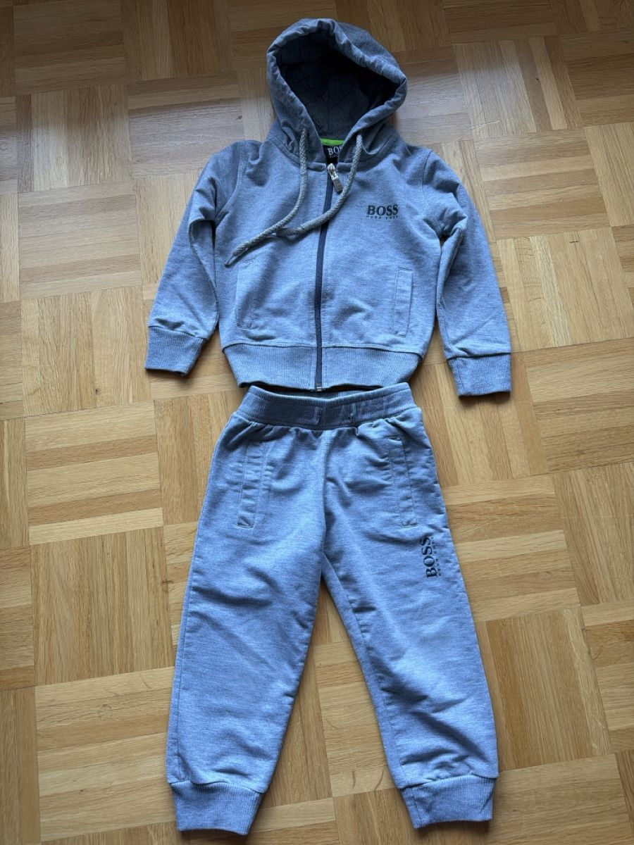 Hugo Boss Anzüge: Hugo Boss Jogginganzug Gr. 98 – Gebraucht aus Kilchberg ZH von Von_dutch