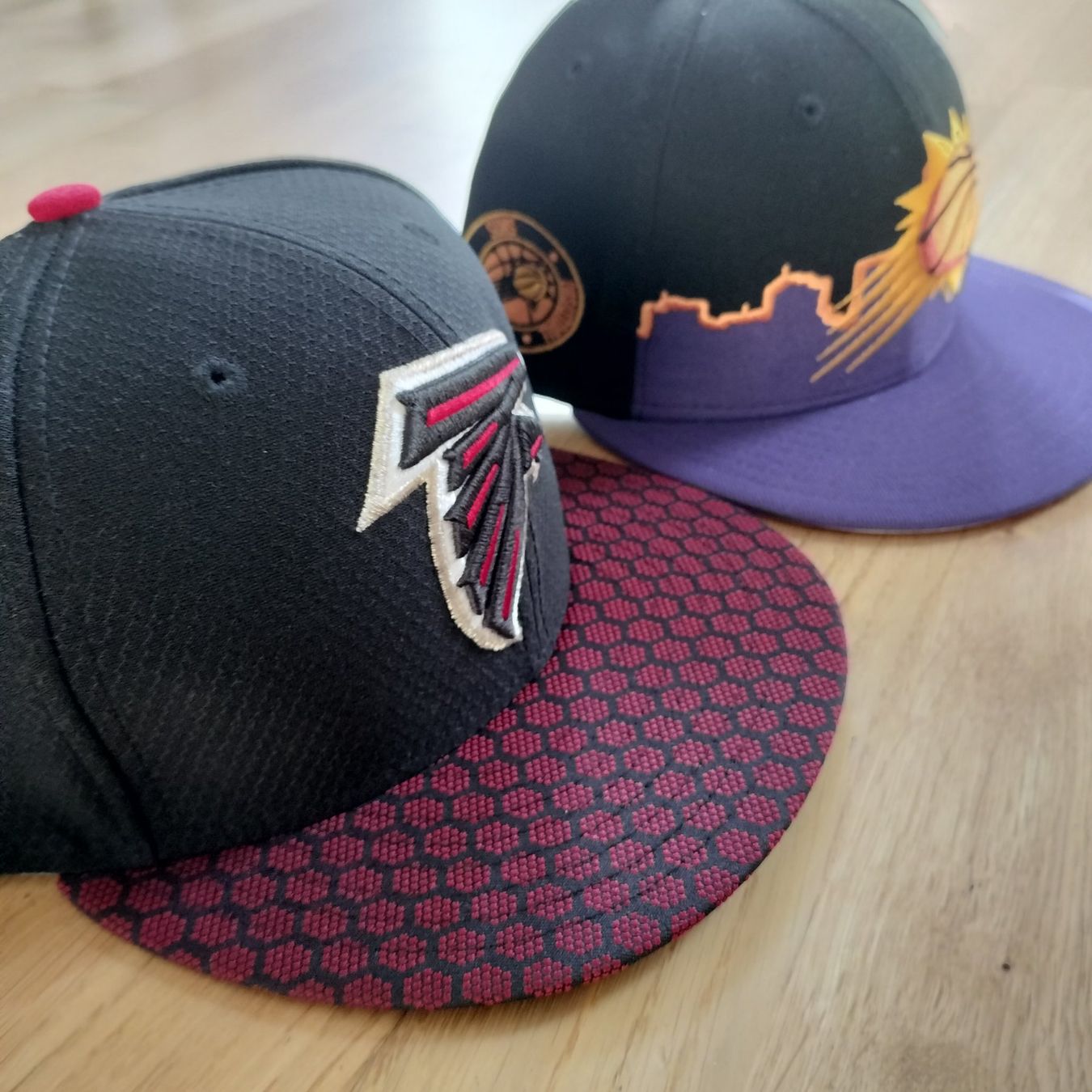 Copricapi, berretti & cappellini: 2 KAPPEN NBA-NFL - 7 3/8 SIZE – Usato da Bern venduto da SportsMemos 2