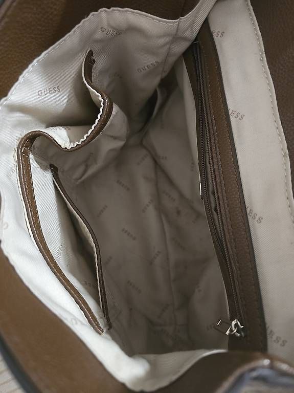 Sacs à dos: Guess Cathleen Rucksack Braun – D'occasion à Grenchen par sja_klm2 2