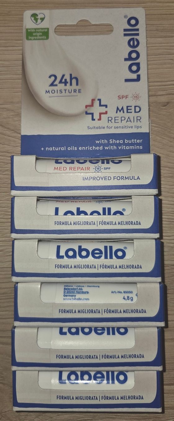 Soins du visage: 6x Labello Med Repair – Neuf avec emballage d'origine à Ersigen par steven0110