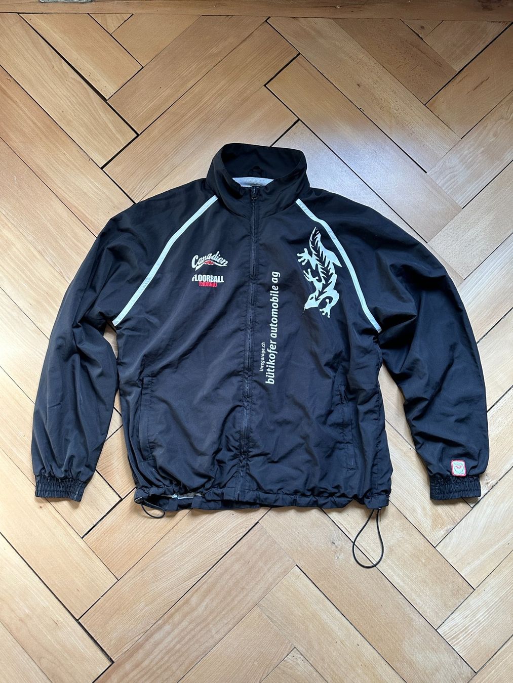 Vestes: Trainerjacke schwarz L – D'occasion à Zürich par Diazaio