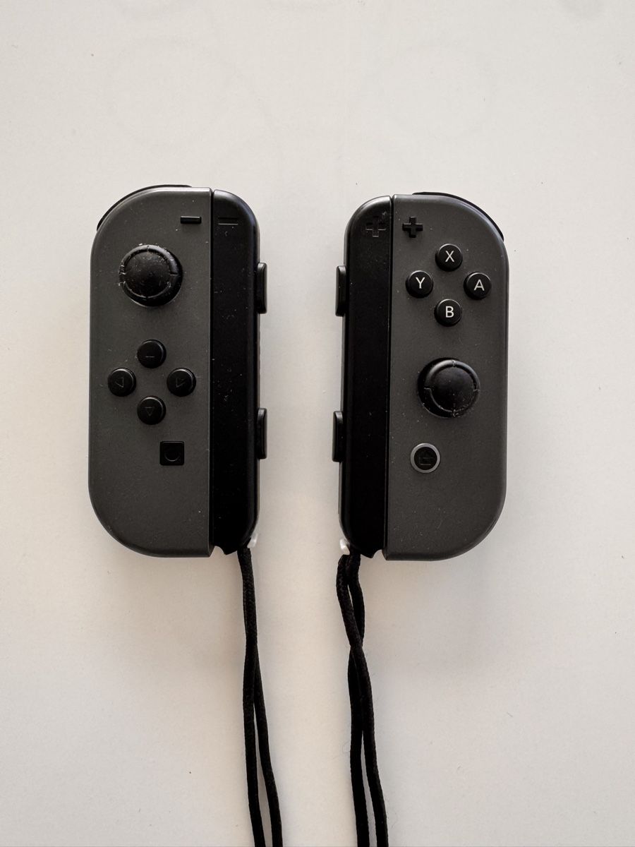 Nintendo Console: Nintendo Switch inkl. 5 Spiele & zusätzl. Joy-Con Controller – Usato da Ostermundigen venduto da Prinos 3