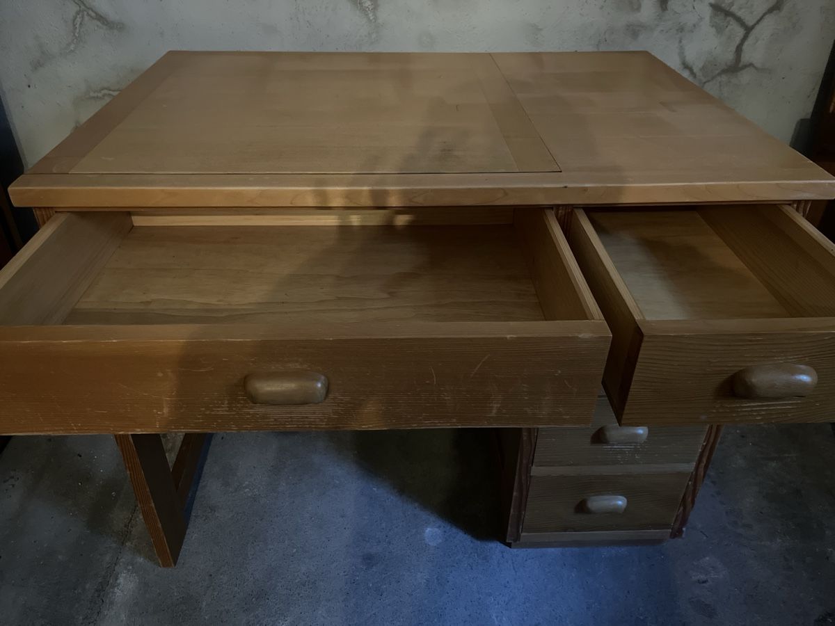 Schreibtische: Schreibtisch/Pult – Gebraucht aus Bern von Funkym 2