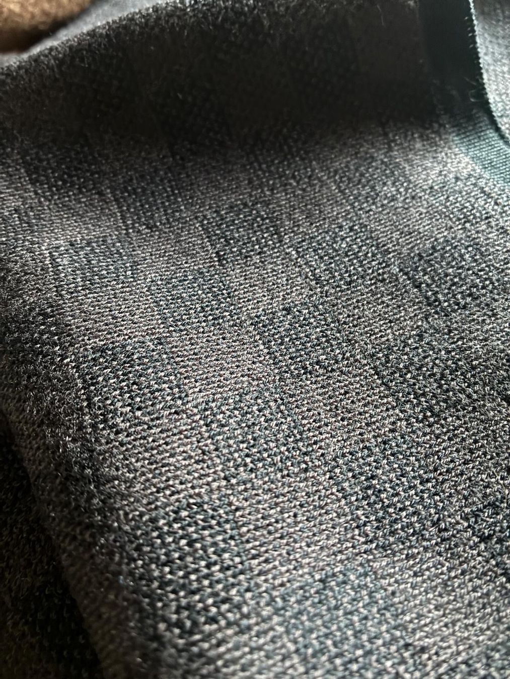Louis Vuitton Foulards & écharpes: LOUIS VUITTON SCARF – Neuf (Voir description) à Rümlang par har_z6qv 4