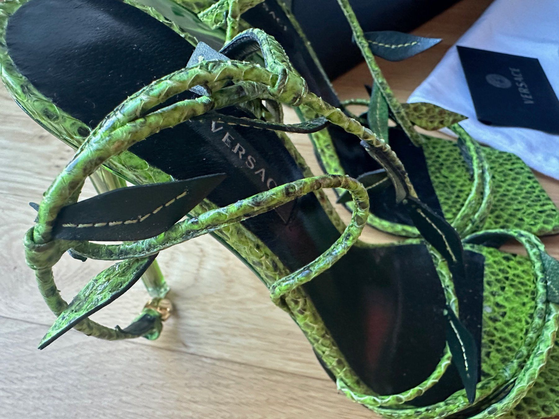 Versace Scarpe da donna: VERSACE Python Heels, Gr. 37,5,  J. Lo, NP  € 1.100,00 – Usato da Eggersriet venduto da Swiss2909 3