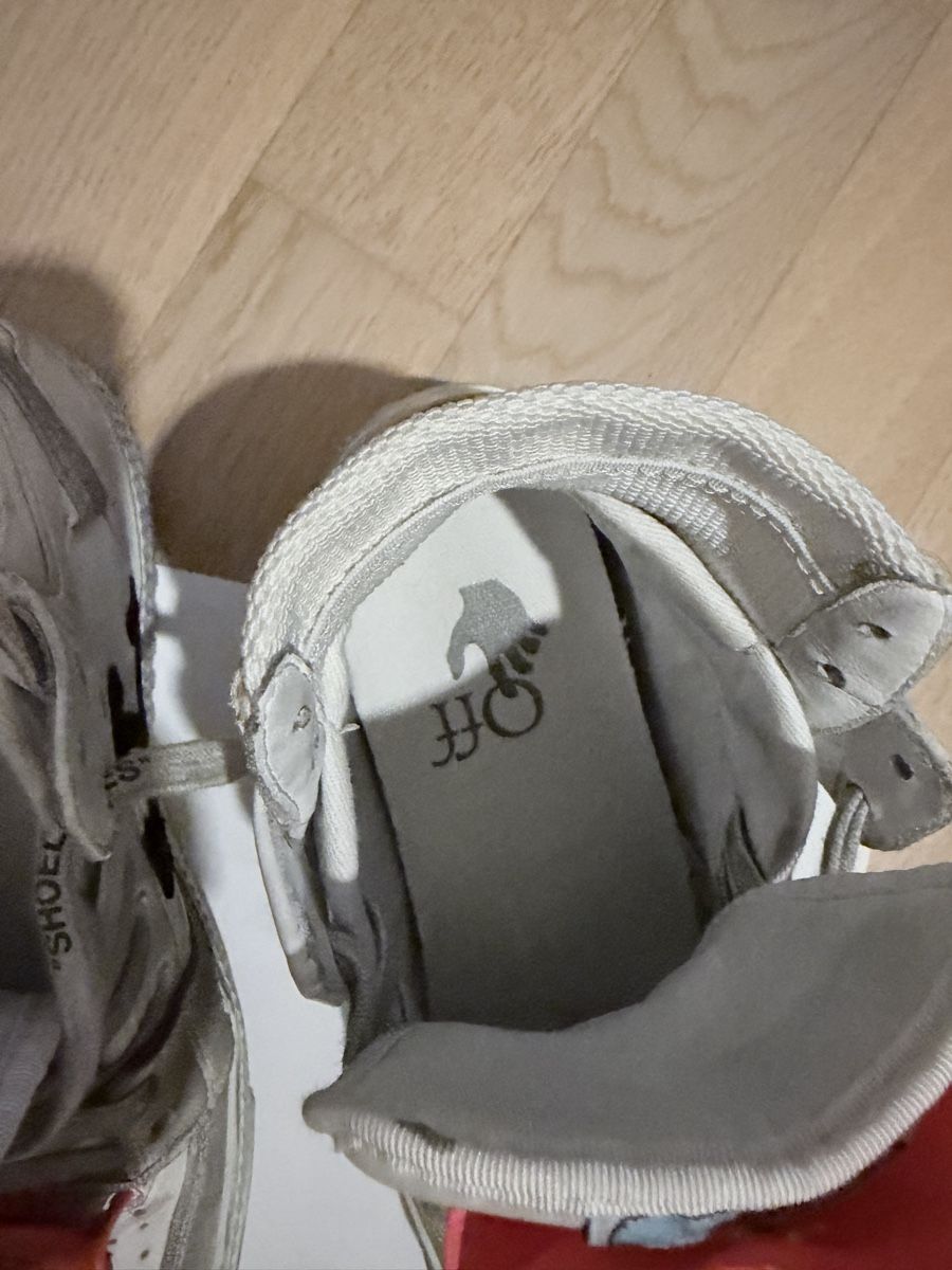 Herrenschuhe: OFF-WHITE sneakers Grösse 38 gebrauchter Zustand – Gebraucht aus Münchenstein von By.gabriela.v 2