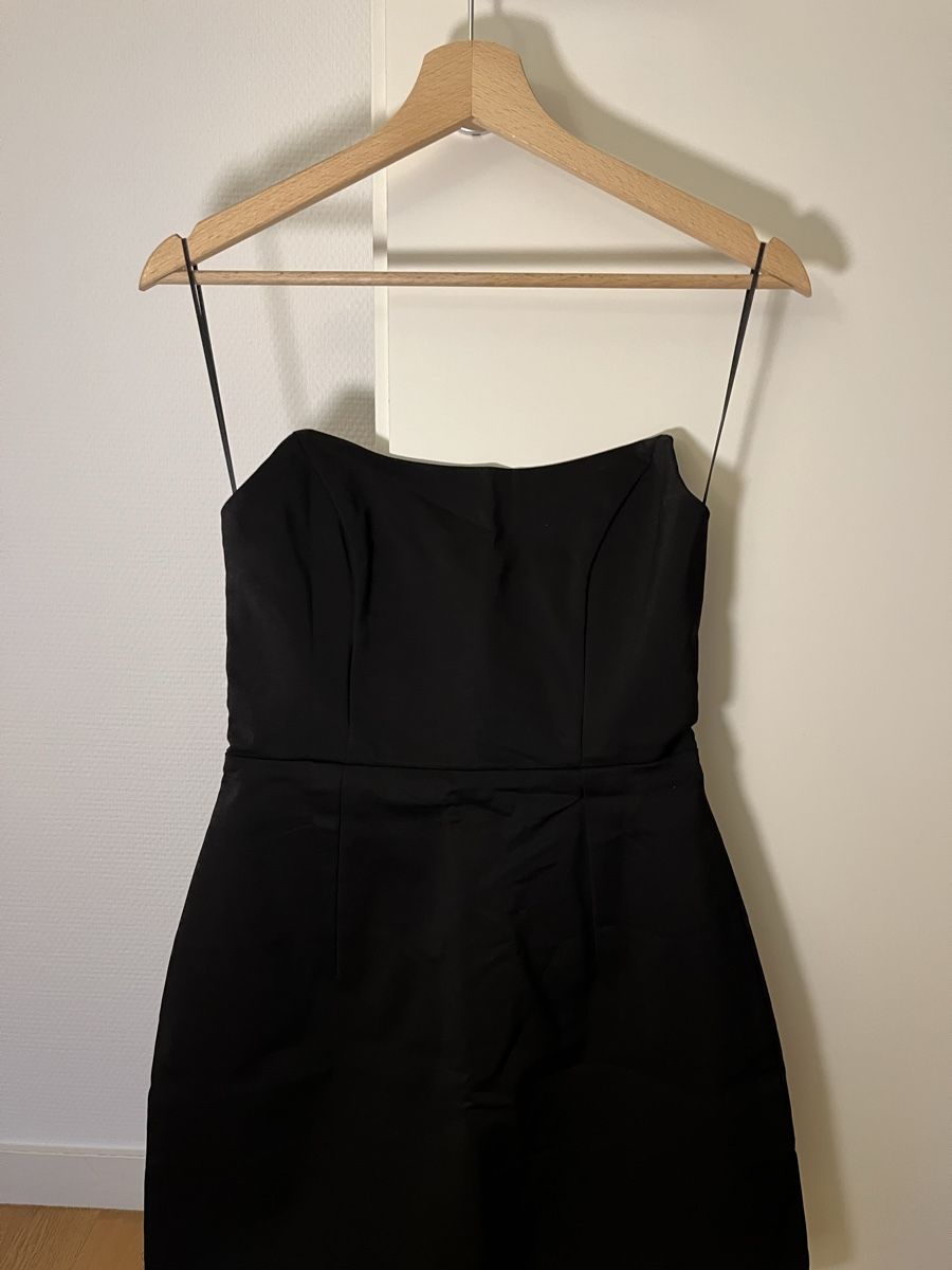 Vestiti: Robe noire T36 NEUVE Charcoal – Nuovo e nell'imballaggio originale da Geneve venduto da orange1957