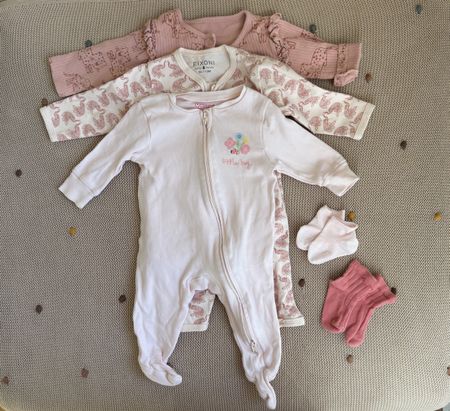 Baby-Kleiderpaket Mädchen Gr. 56–62 | 1–3 Monate | 27 Teile 