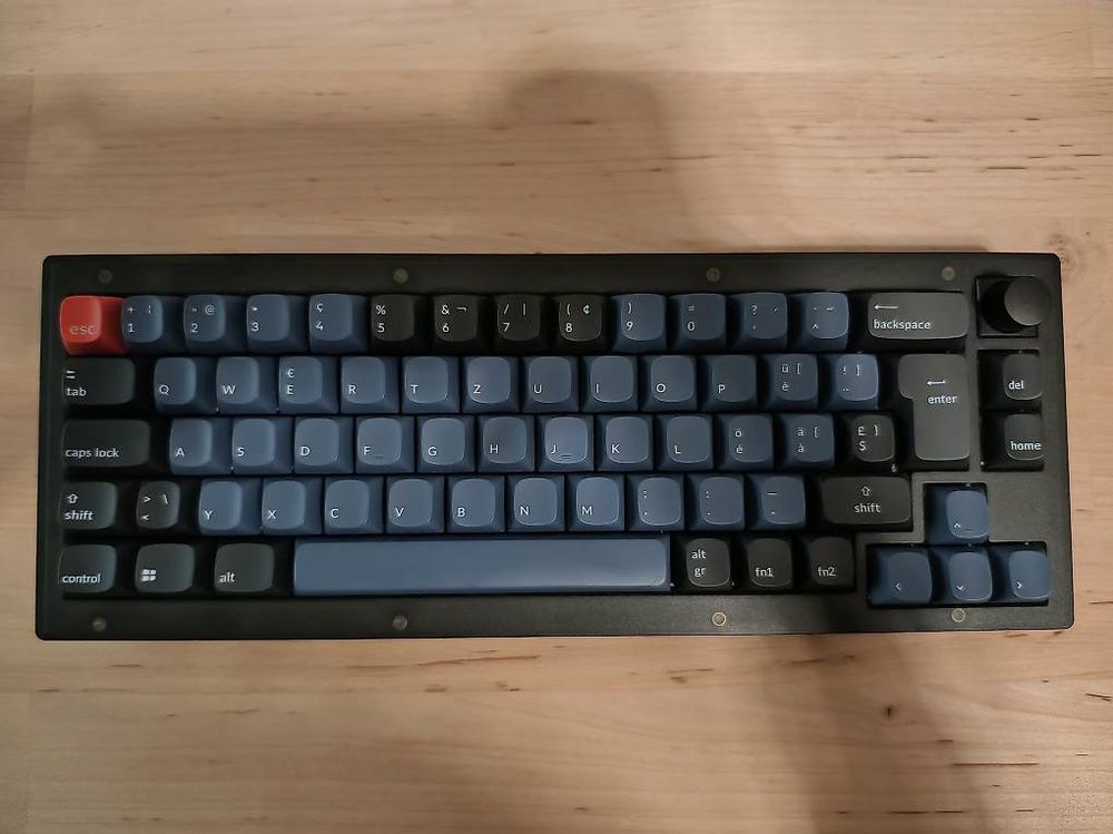 Keychron V2 Frosted Black Red Switch (ISO-CH) mit Knob (Gebraucht) in ...
