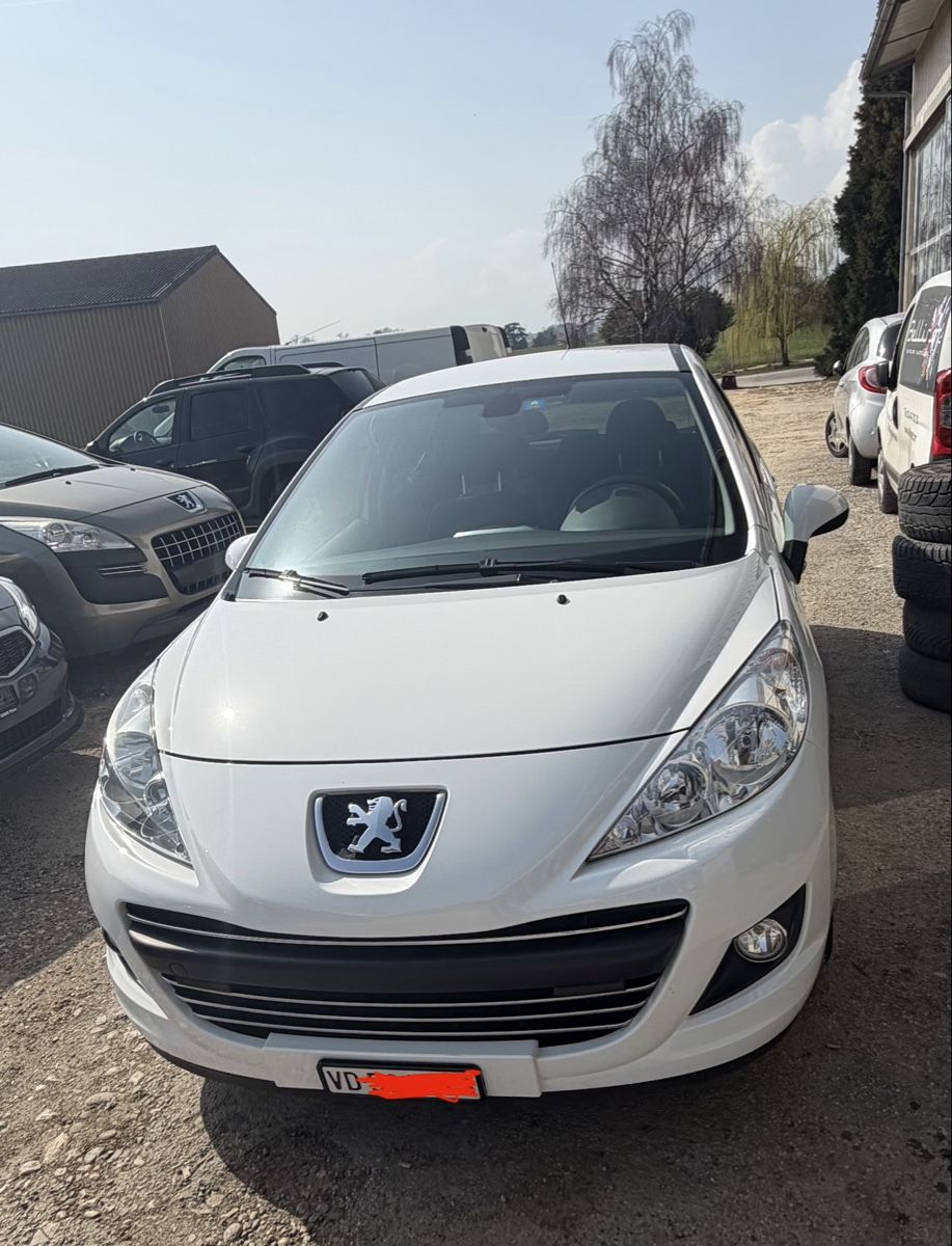 Peugeot Autos: Peugeot 207, essence, blanche, MFK – Neu und originalverpackt aus Yverdon-les-Bains von hal_jq27