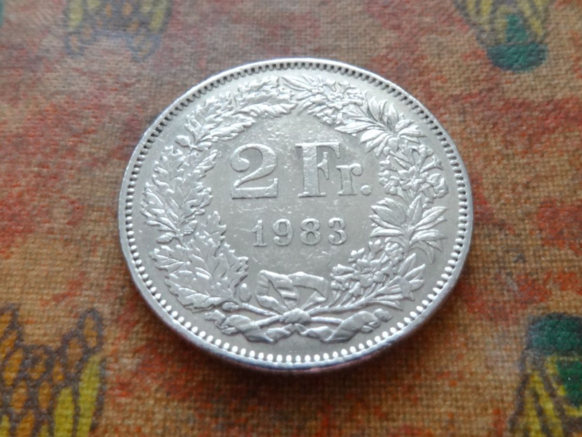Alle Münzen: 2 Fr. 1983 – Gebraucht aus Romanel-sur-Lausanne von Swift13