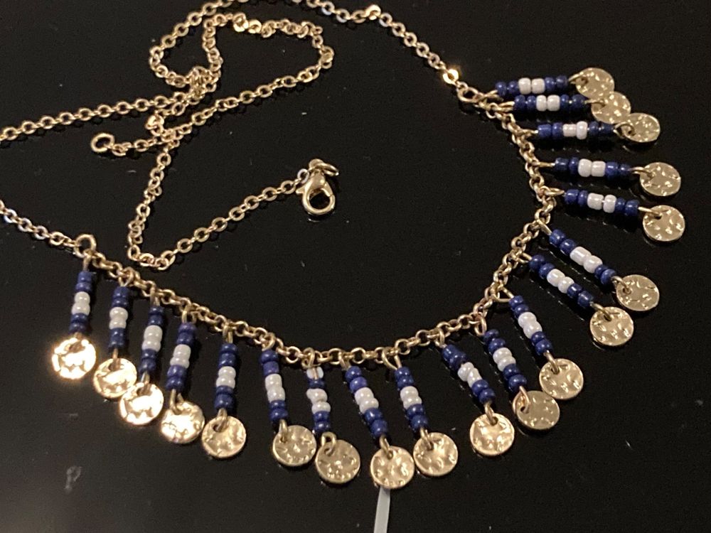 Collier artisanal femme chic - Brise de nuit - Perles dorées bleues et boucles d’oreilles