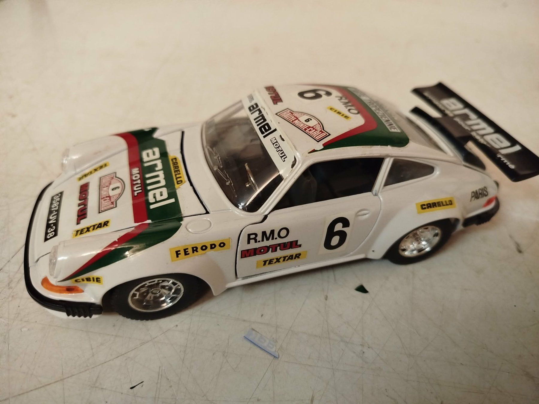 Bburago Modellini d'auto: Porsche 911 Burago – Usato da La Chaux-de-Fonds venduto da Emmaus2300CDF 5