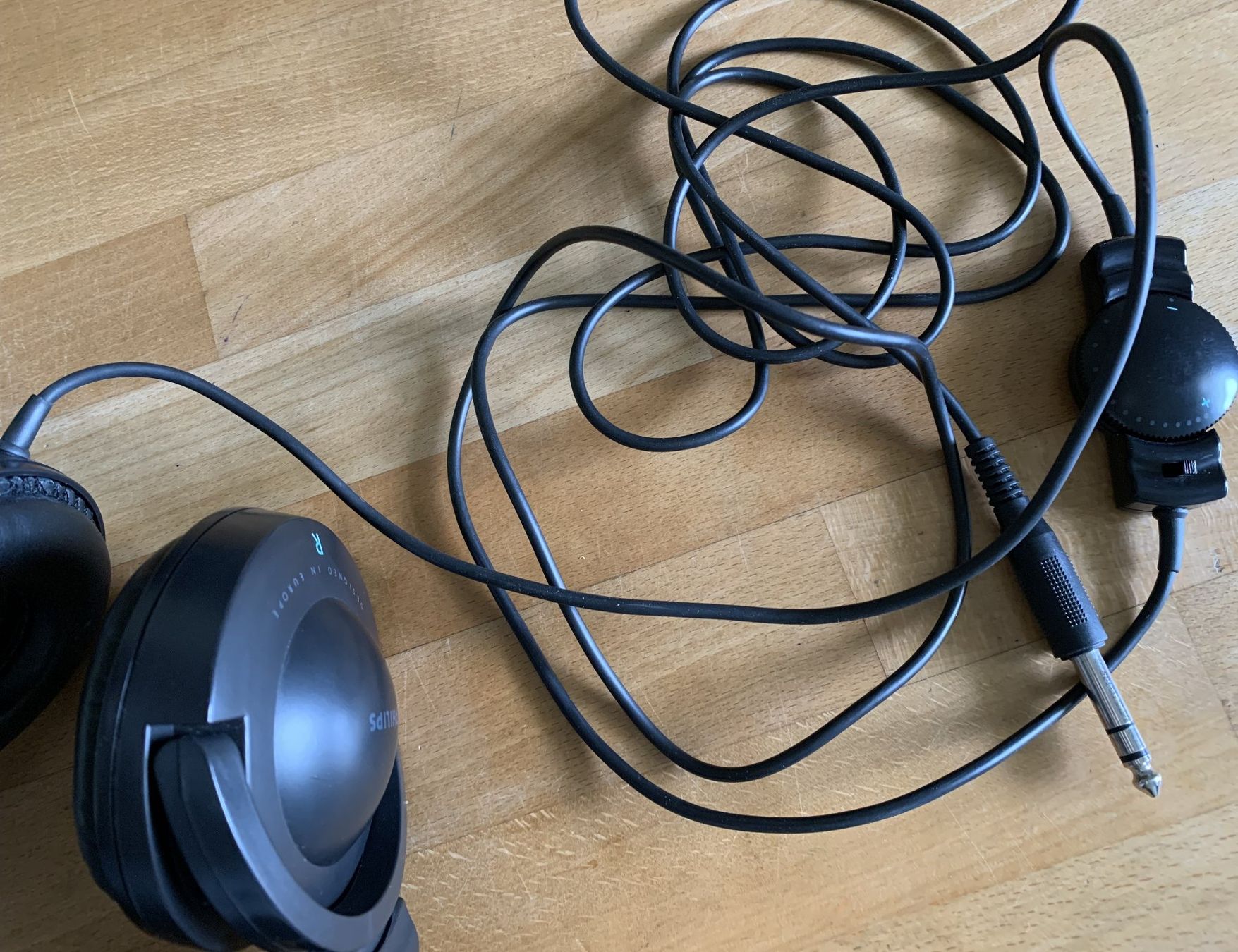 Philips Cuffie: PHILIPS KOPFHÖRER DYNAMIC STEREO HEADPHONE SBC 3384 Vintage – Nuovo (secondo la descrizione) da Birsfelden venduto da Emporio82 7