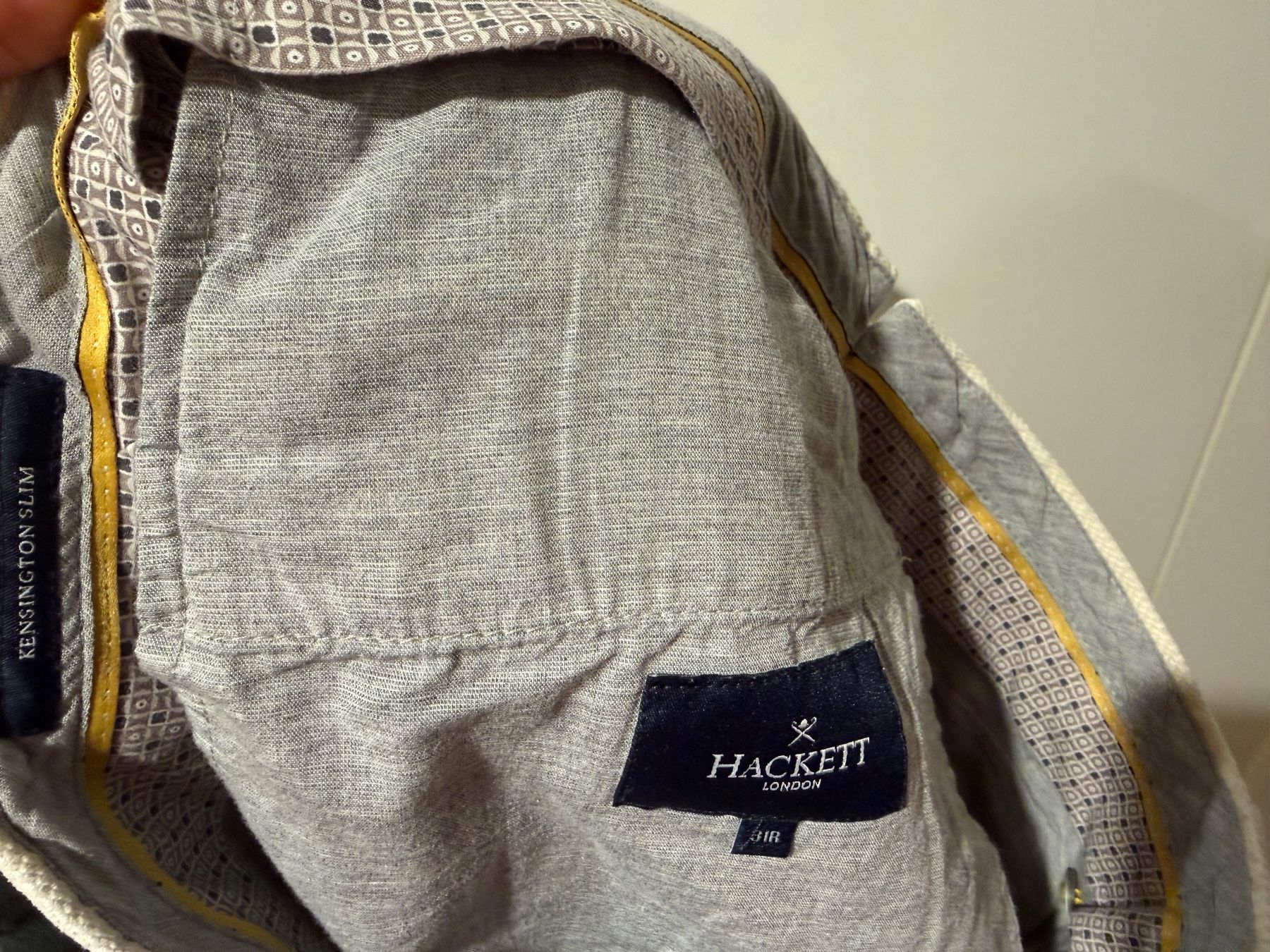 Hackett Pantaloni: Hackett London Cordhose Creme Gr. 31 – Usato da Wabern venduto da fengshui63 3