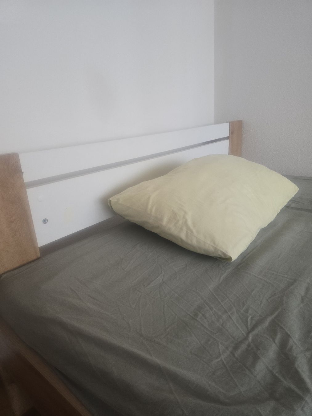 Betten: Bett – Gebraucht aus Arbon von malubo 2