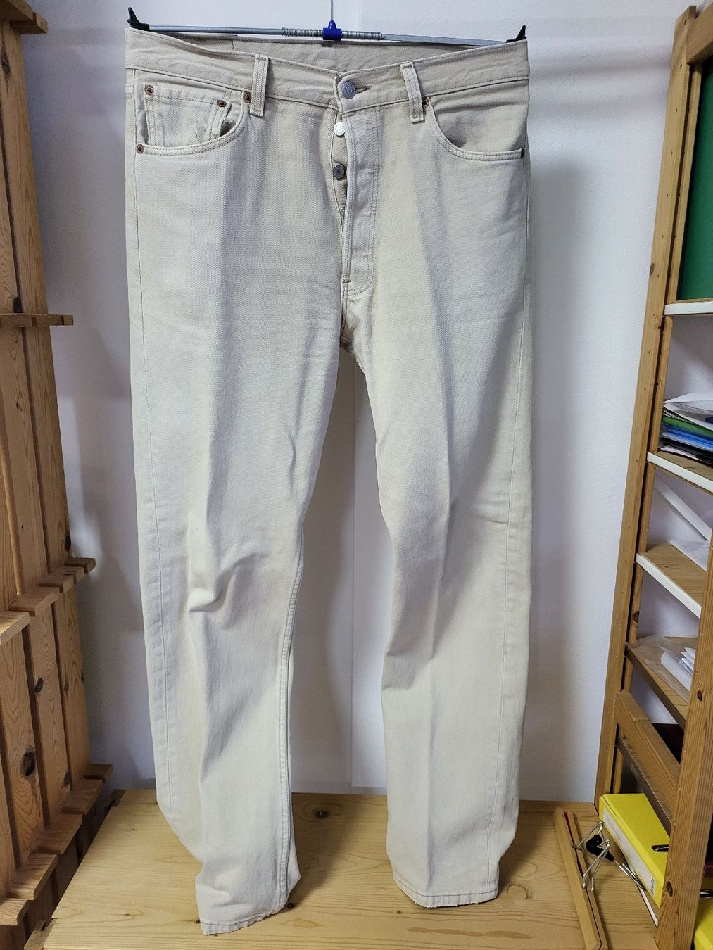 Levi's Jeans: Herren Jeanshose beige – Usato da Horgen venduto da 2CH70