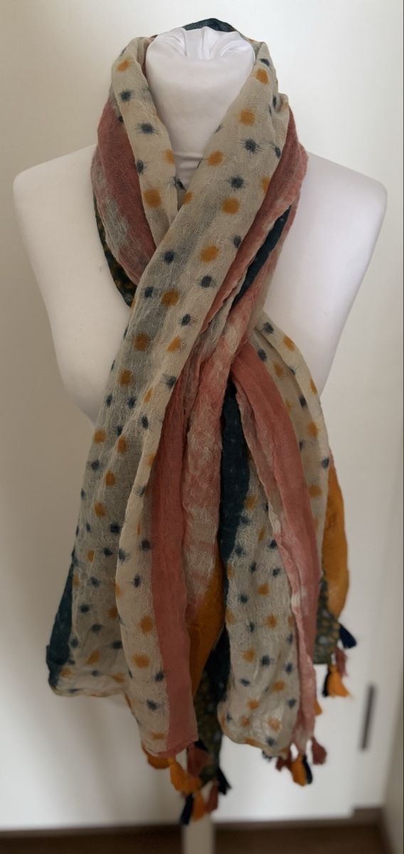 Foulard & Sciarpe: Damenschal! – Usato da Einsiedeln venduto da sum_xm7z 2
