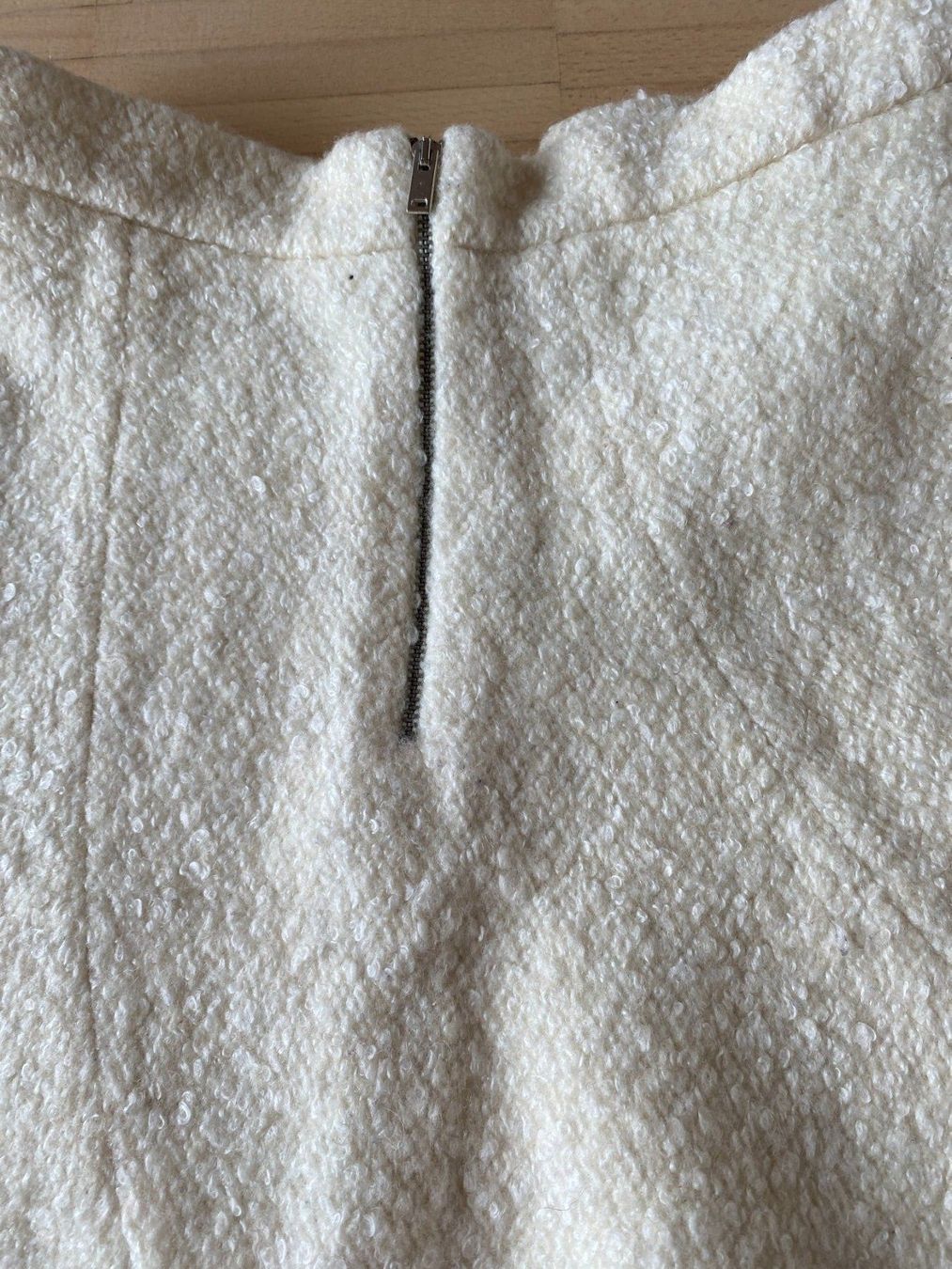 Zara Gonne: ZARA Skirt - White - Size Small – Usato da Zürich venduto da hil_88hg 3