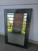 Vintage Wandspiegel spezieller Rahmen Style 80er Lochblech