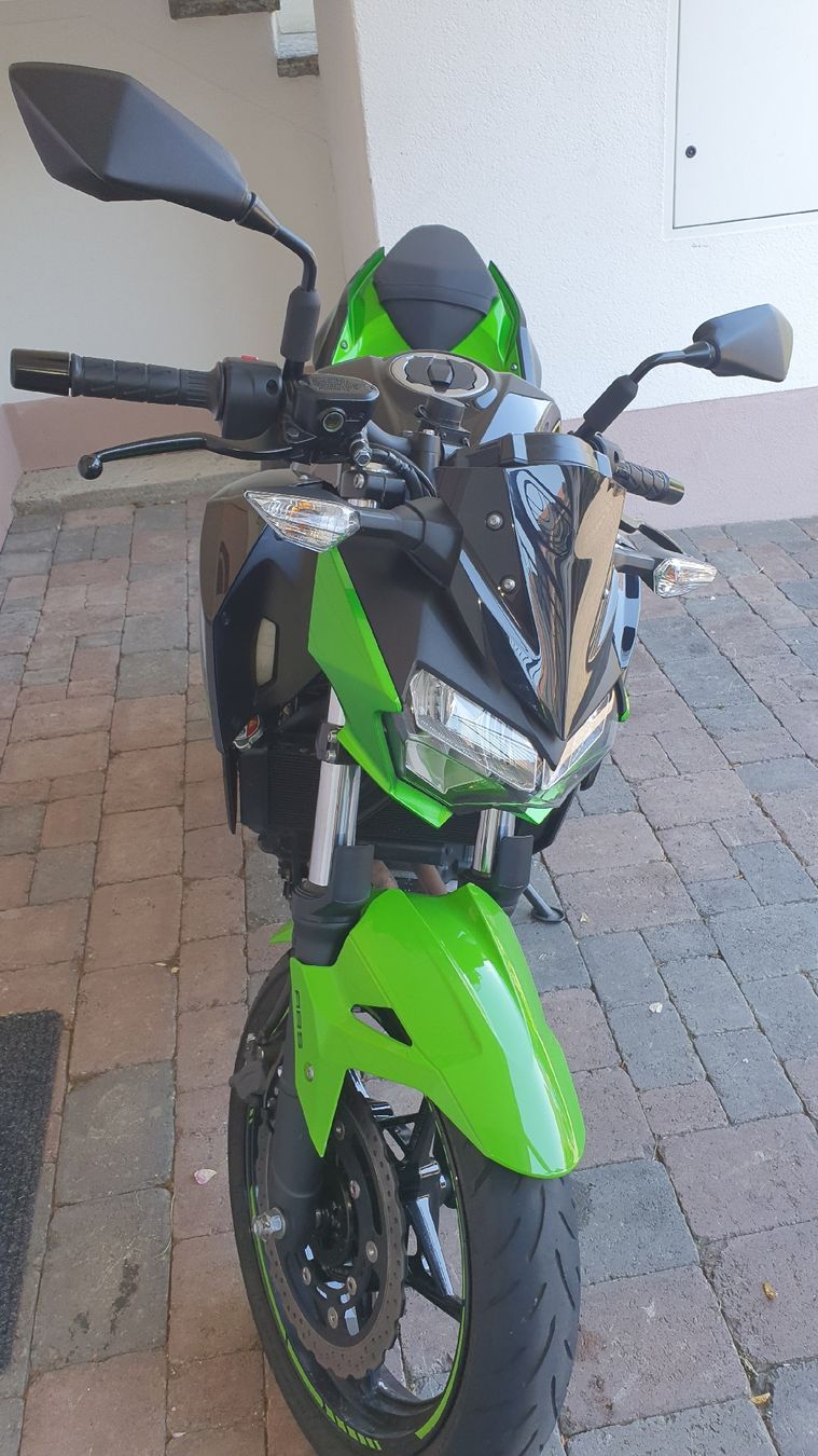 Kawasaki Strasse: Kawasaki Z400 – Gebraucht aus Büsserach von tkk_bfw7 5