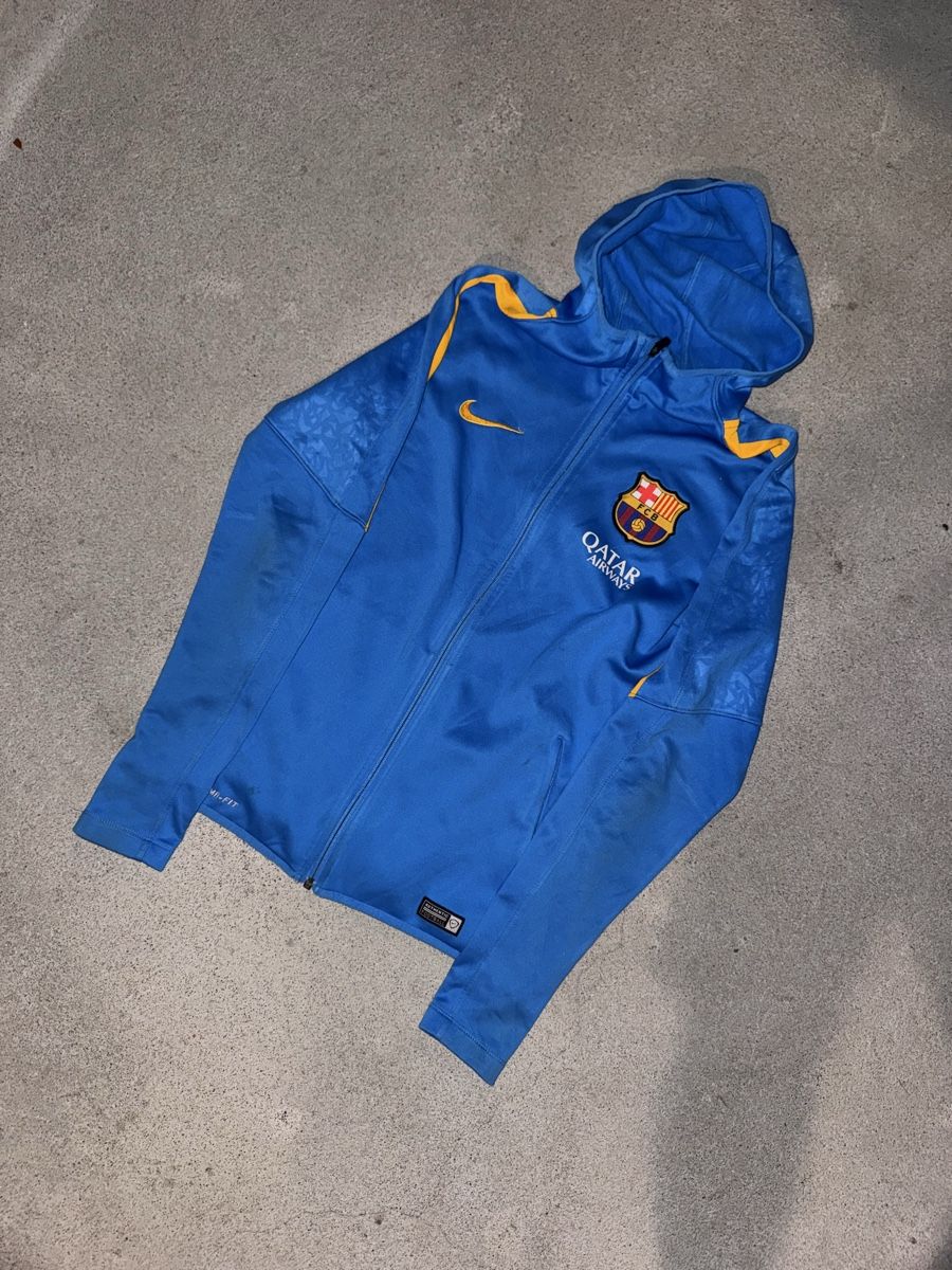 Nike Giacche: vintage nike barcelona trackjacket blue – Usato da Oberhofen Thun'see venduto da 61archive 2
