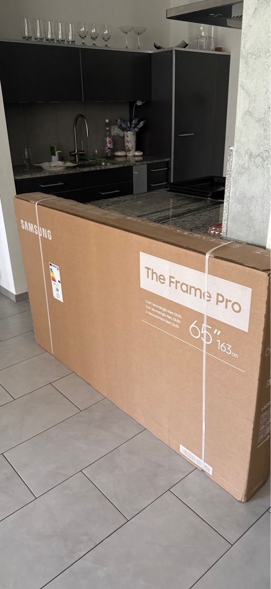 Televisori: Samsung The Frame Pro 65" Neo QLED OVP – Nuovo e nell'imballaggio originale da Neuhausen venduto da Innaweber 2