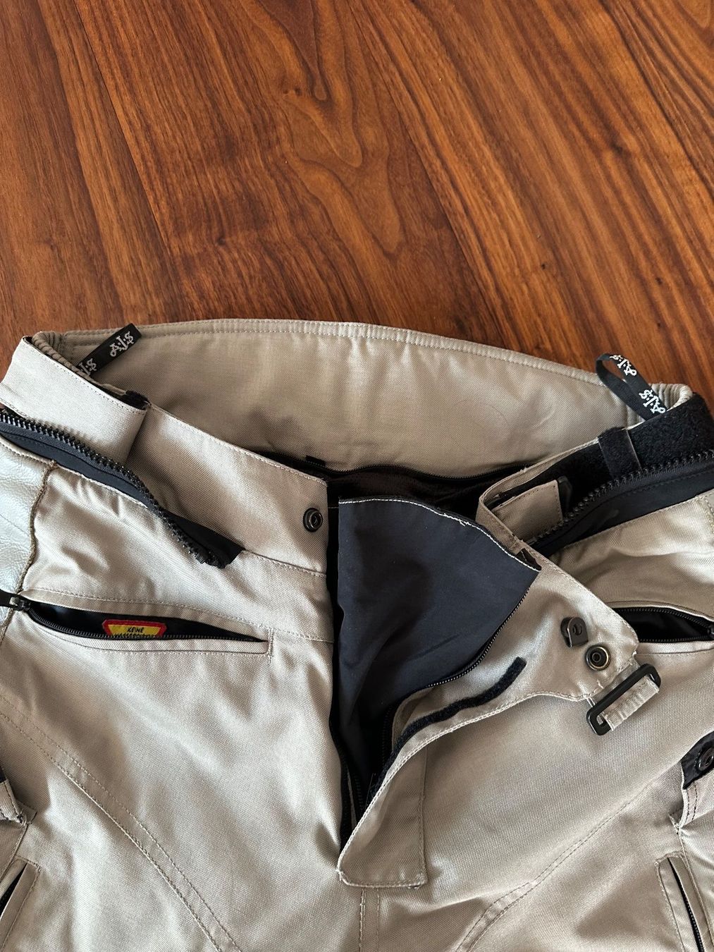 Pantaloni: MOTORRAD - HOSE – Usato da ALTENDORF venduto da Jrabbit 5
