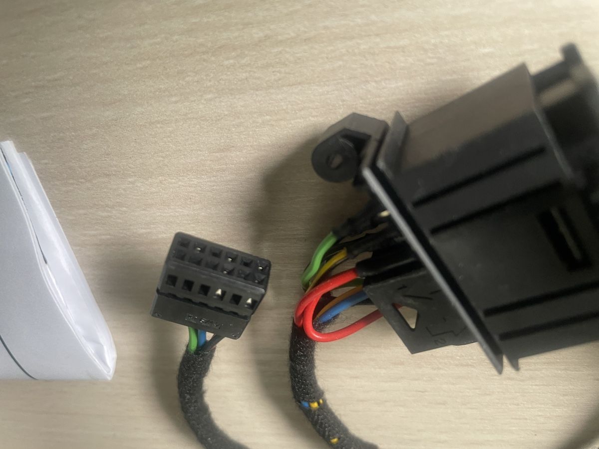 BMW Radios: Interface Module Autoradio TV/DVD Free - BMW PROFESSIONAL – Neu und originalverpackt aus Denges von Ricautomotive 2