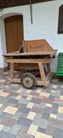 Antike, funktionierende Holzfräse