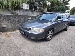 Volvo V70 break D5 gris métallisé 2003