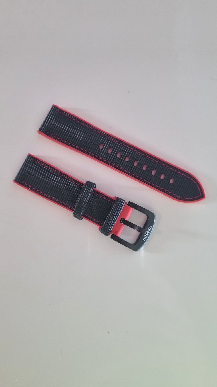 Bracciali & Braccialetti: Cinturino originale HMN rosso – Nuovo (secondo la descrizione) da Biasca venduto da Siosmart 1