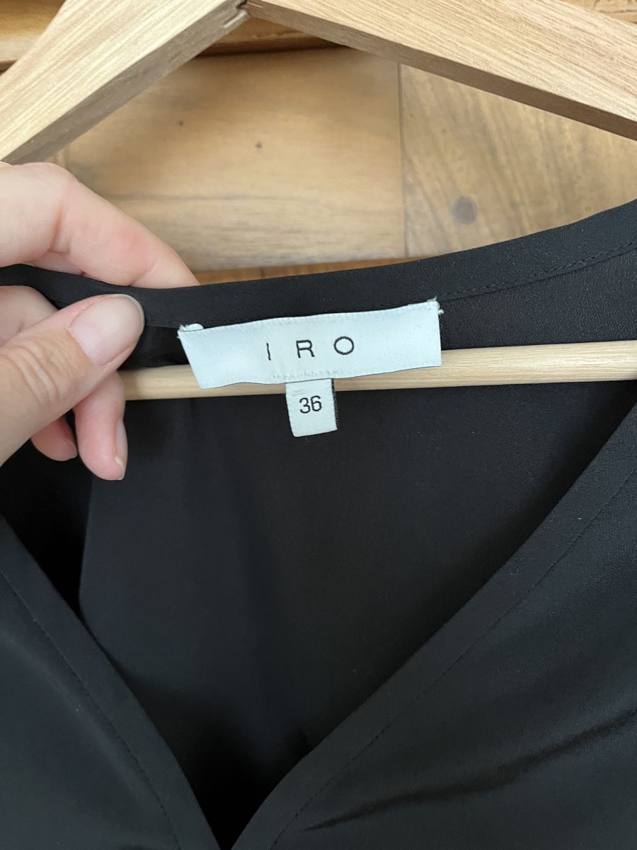 Iro Blusen: IRO Bluse schwarz Gr. 38 – Gebraucht aus Rotkreuz von zisii 4