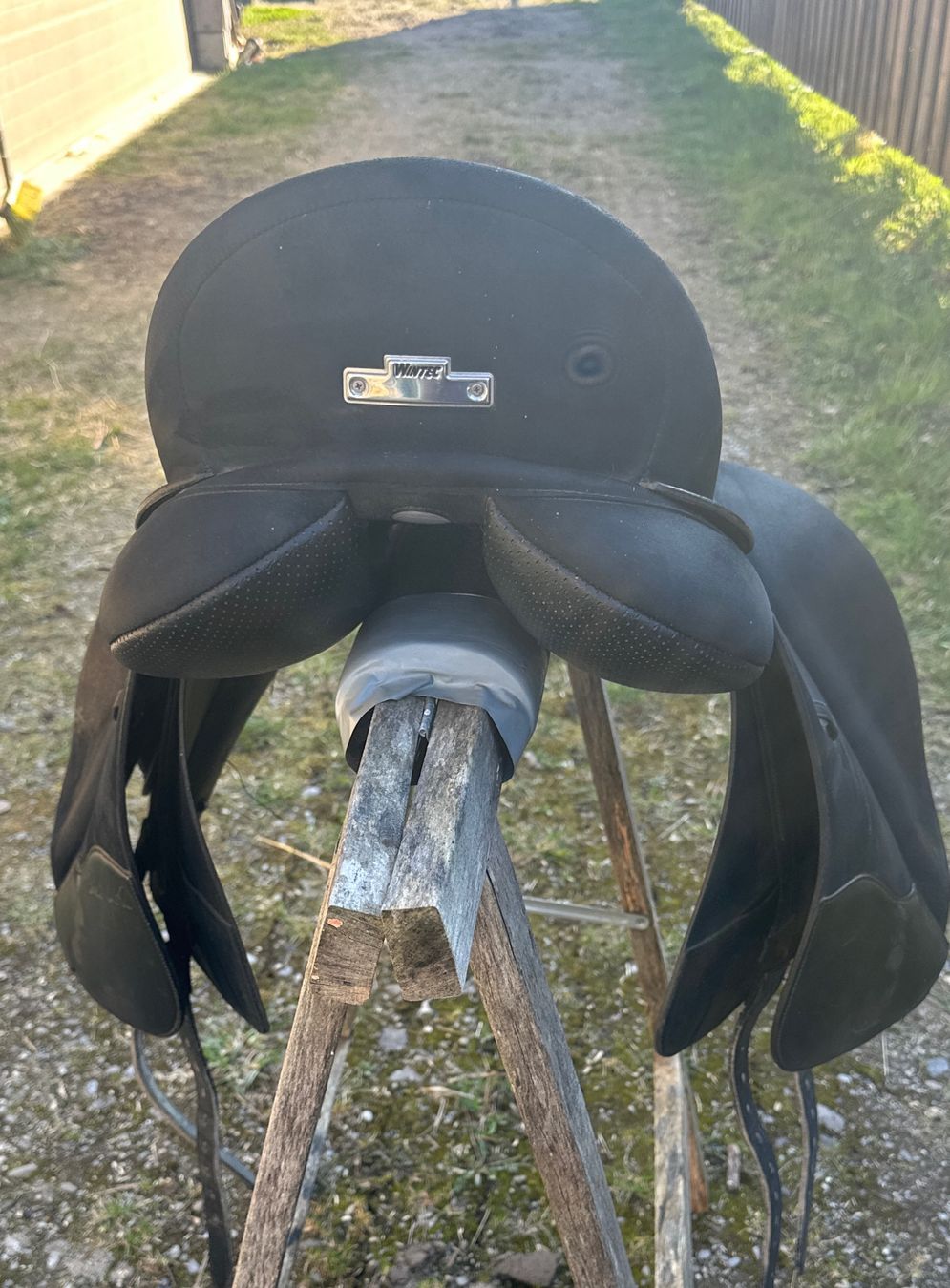 Selle & Accessori: Wintec Sattel Dressur Isabel – Usato da Schalunen venduto da happyluna76 1