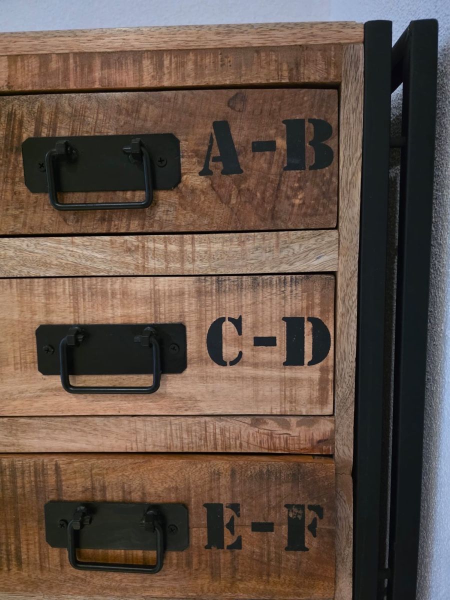 Cassettiere: Kommode Holz Metall mit Schubladen gebraucht – Usato da Winkel venduto da Atomic_ZH 1