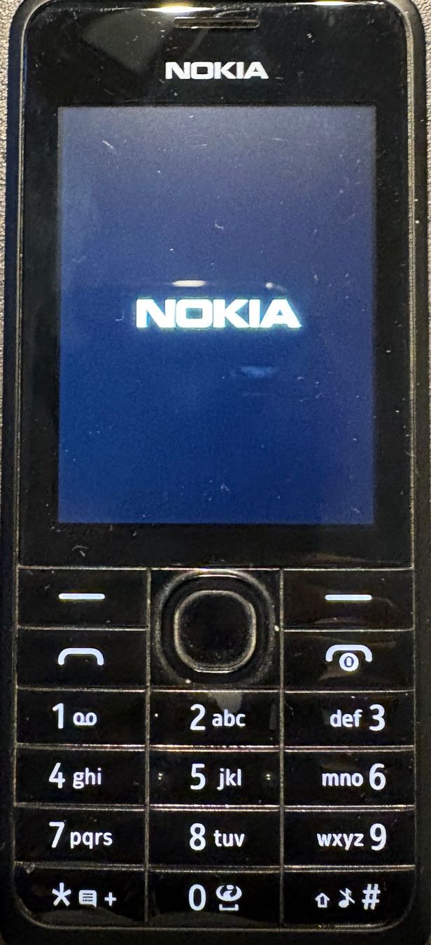 Nokia Telefoni cellulari / Smartphones: NOKIA Typ RM-840 Modell 301.1 mit Microsoft Mobile – Usato da Niederglatt ZH venduto da Ahead 2
