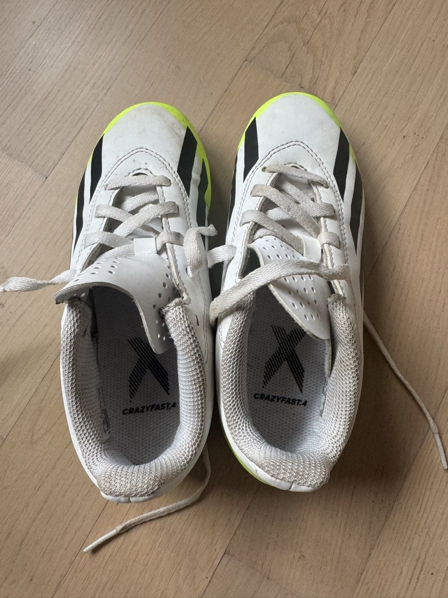 Adidas Scarpe da uomo: Chaussures foot Adidas Crazyfast.4  T32 – Nuovo (secondo la descrizione) da Killwangen venduto da ame_ffd8 1