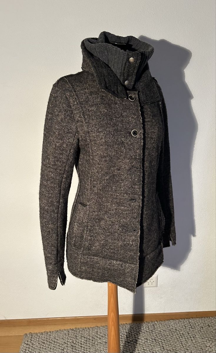 CMP Giacche: CMP Damen Übergangsjacke Gr. XS – Usato da Rheineck venduto da monty_burns_22