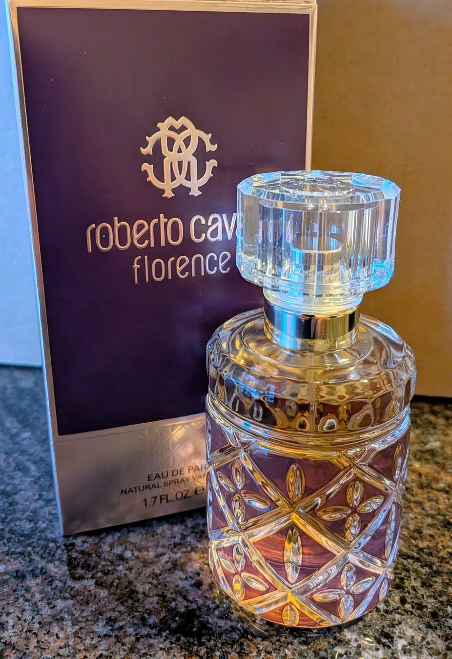 Roberto Cavalli Profumi & Eau de Toilette: Roberto Cavalli Florence Eau de Parfum 50ml – Nuovo (secondo la descrizione) da Bern venduto da KlickUndWeg