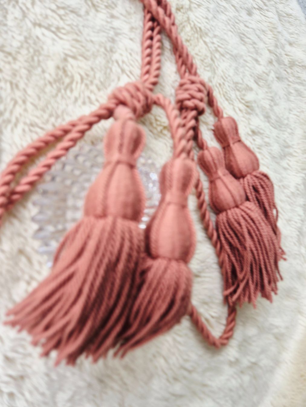 Altro in Decorazioni & Accessori: QUASTEN VORHANGHALTER RAFFHALTER ROSA MAJESTÄTISCH GARDINEN – Usato da Elsau venduto da the-colorful-side 5